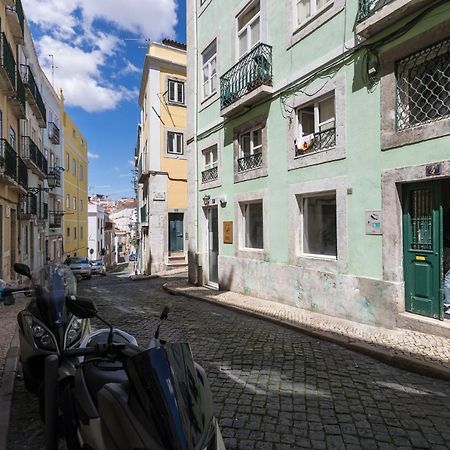 Charming Apartment Travessa Do Alcaide Lisboa Екстериор снимка