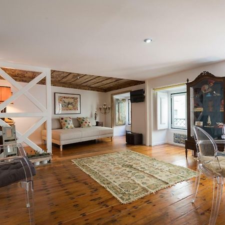 Charming Apartment Travessa Do Alcaide Lisboa Екстериор снимка