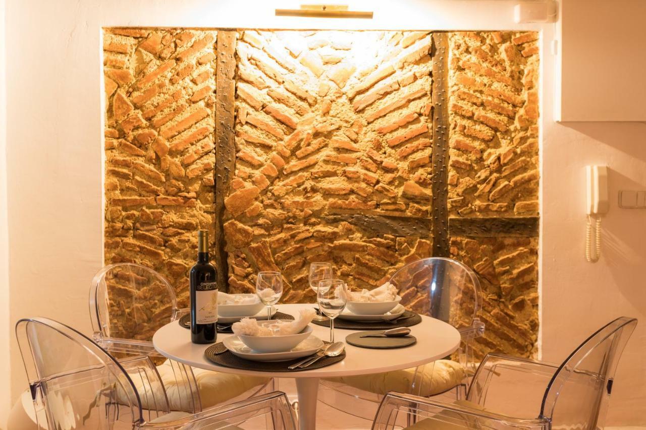 Charming Apartment Travessa Do Alcaide Lisboa Екстериор снимка