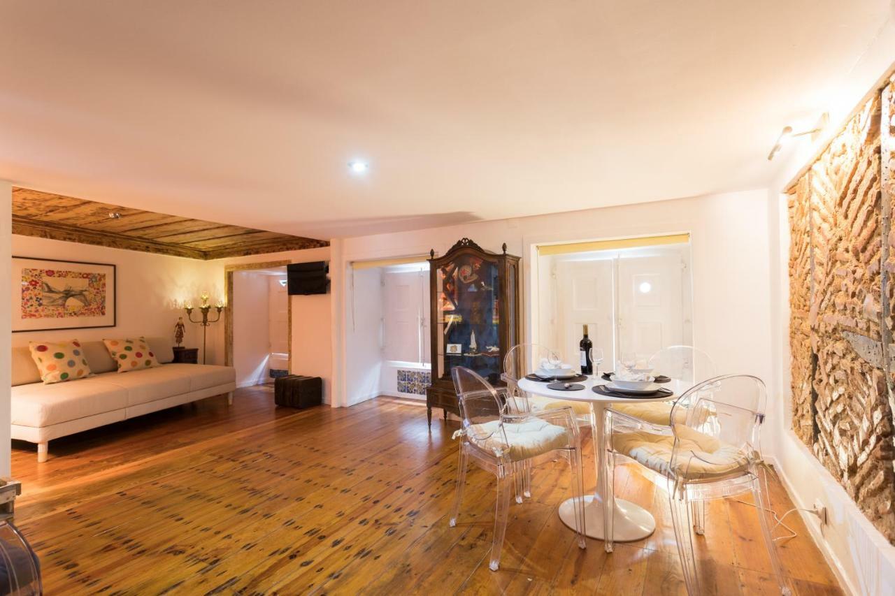 Charming Apartment Travessa Do Alcaide Lisboa Екстериор снимка