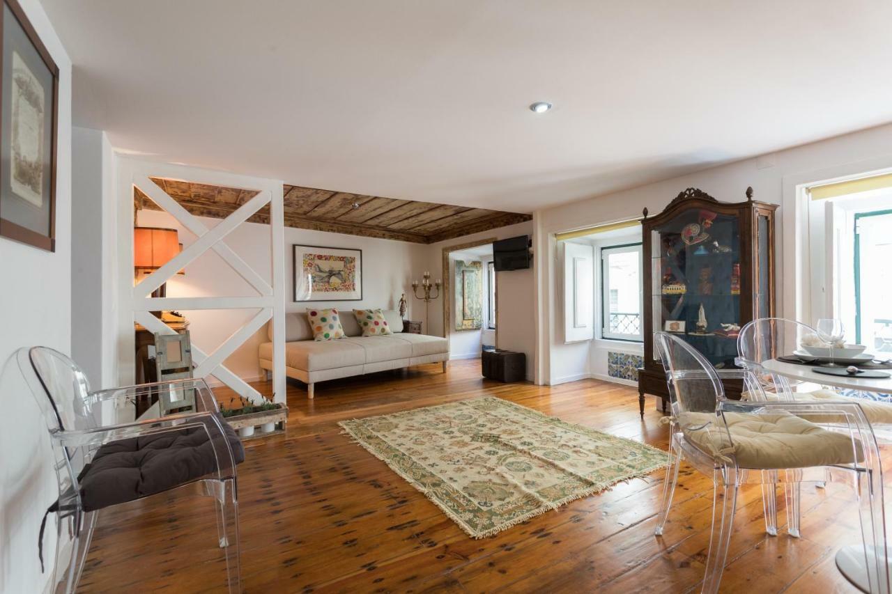 Charming Apartment Travessa Do Alcaide Lisboa Екстериор снимка